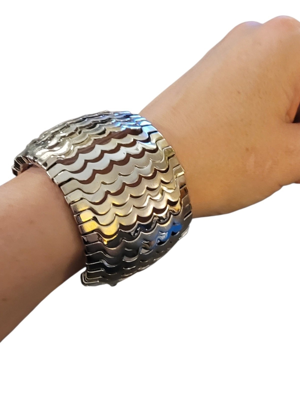 Wide Silver Wave-Link Ottoman-style Cuff Bracelet